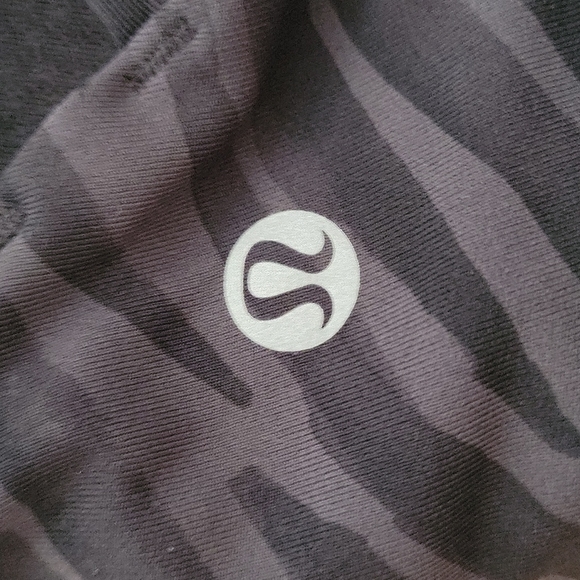 LULULEMON Sports Bra - Picture 3 of 4
